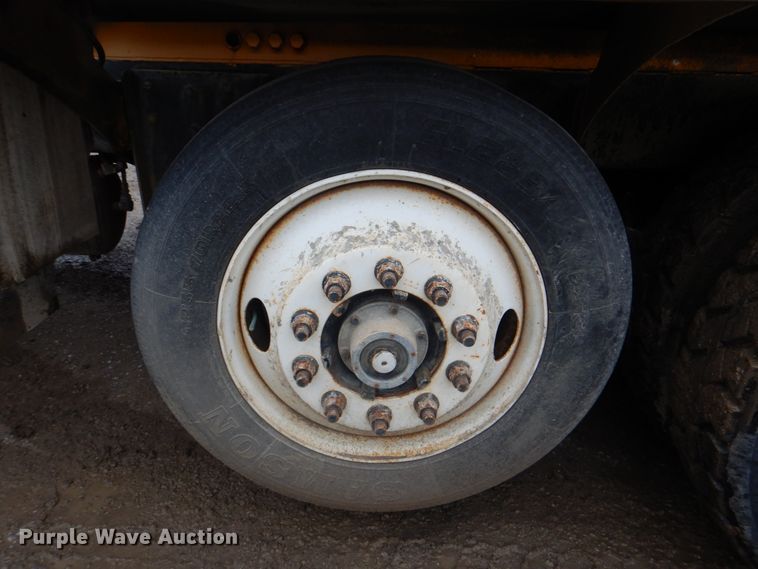 image for item DG1875 1998 Mack RD960S  ready mix truck