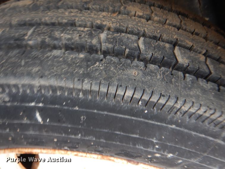 image for item DG1876 1999 Mack RD690S  ready mix truck