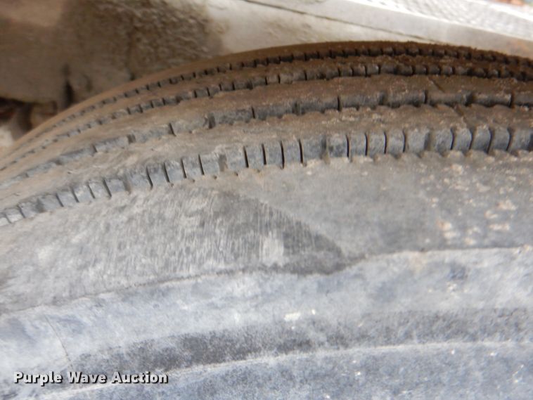 image for item DG1876 1999 Mack RD690S  ready mix truck