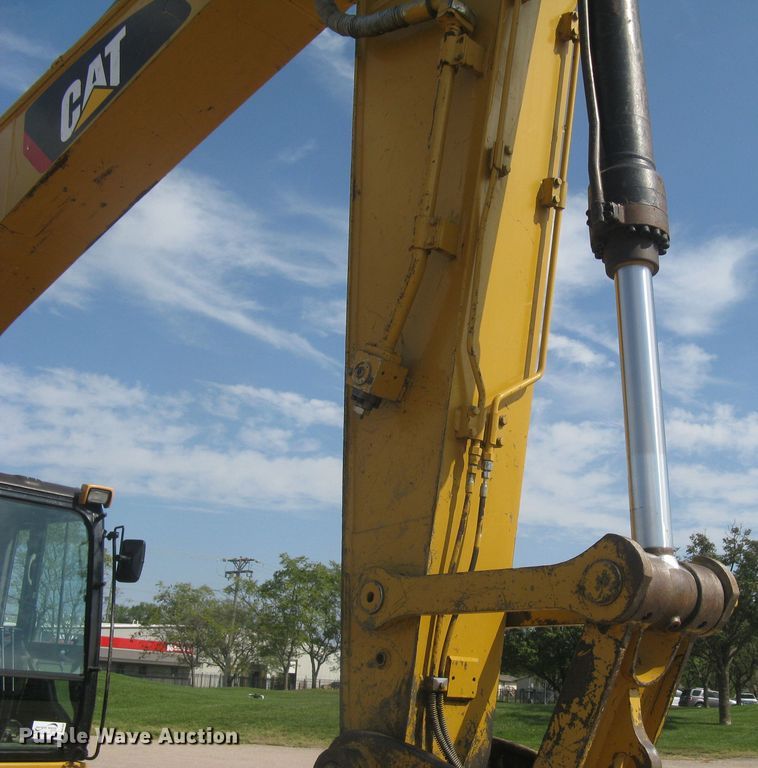 image for item DG5309 2009 Caterpillar 320DL  excavator