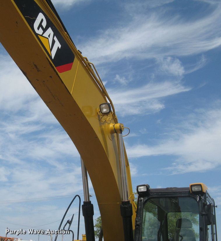 image for item DG5309 2009 Caterpillar 320DL  excavator