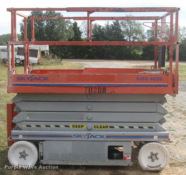 image for item DG5313 Sky Jack SJIII 4626  scissor lift
