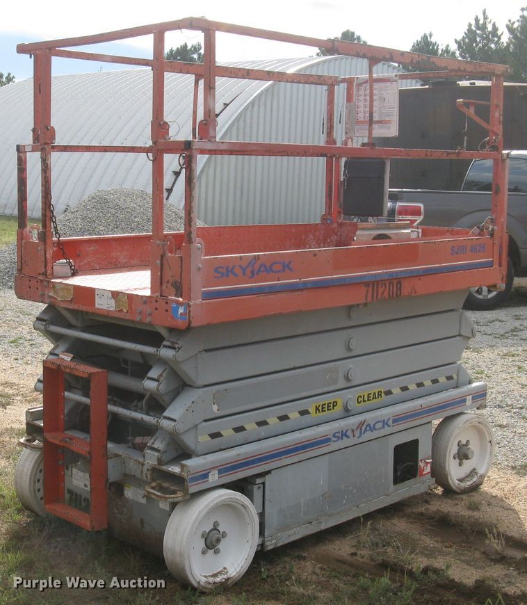 image for item DG5313 Sky Jack SJIII 4626  scissor lift