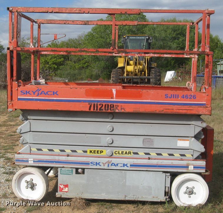 image for item DG5313 Sky Jack SJIII 4626  scissor lift