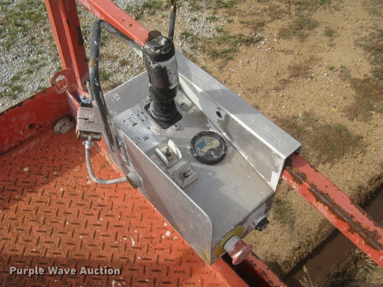 image for item DG5313 Sky Jack SJIII 4626  scissor lift