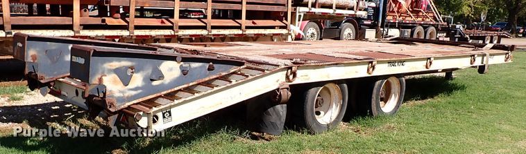 image for item DI5788 2000 Trail King TK40LP-2400  equipment trailer