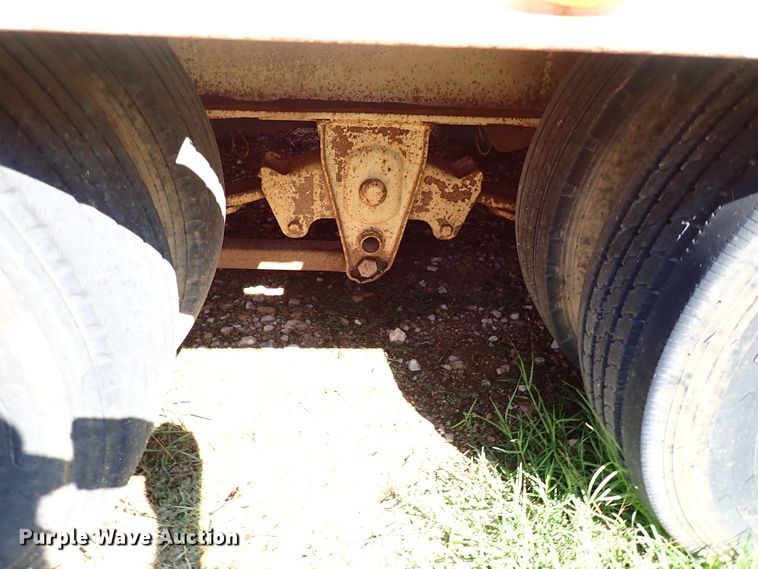 image for item DI5788 2000 Trail King TK40LP-2400  equipment trailer