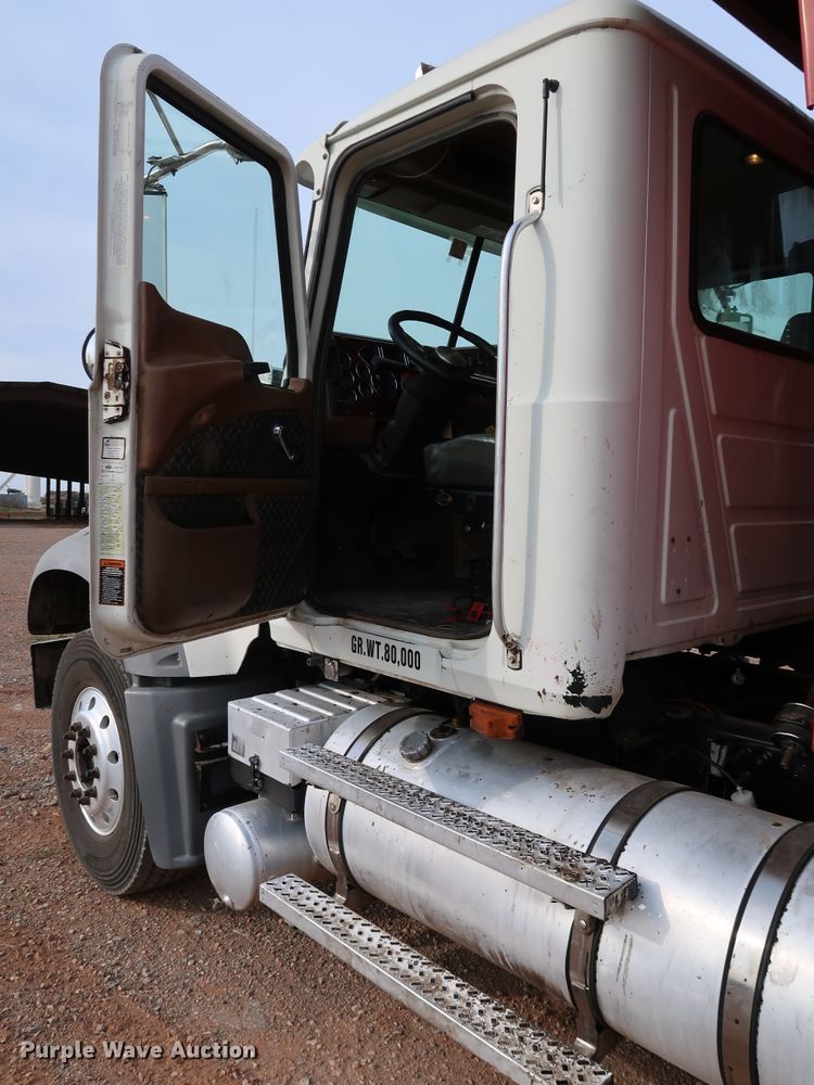 image for item DJ1976 2009 Mack GU713  dump truck