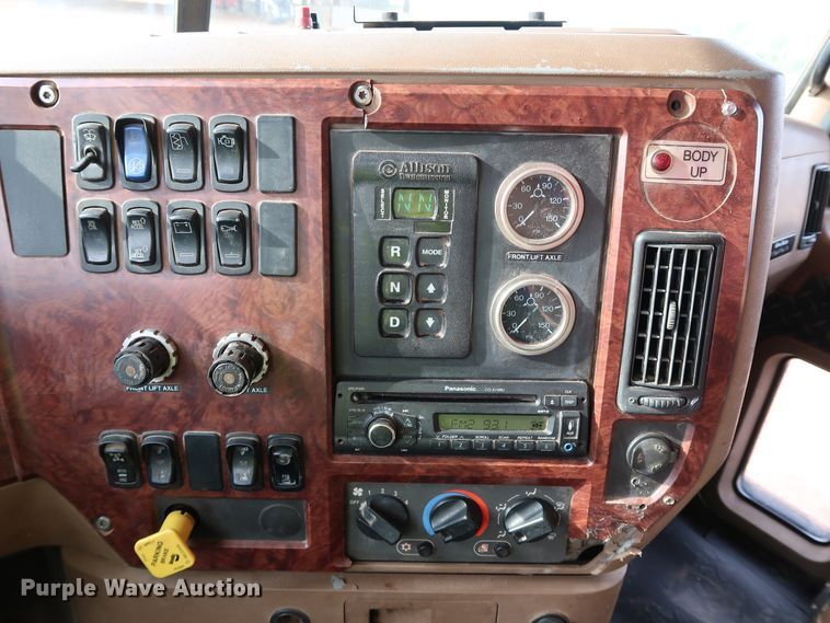 image for item DJ1976 2009 Mack GU713  dump truck