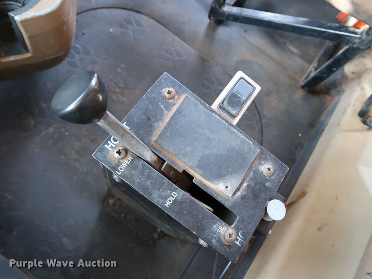 image for item DJ1976 2009 Mack GU713  dump truck