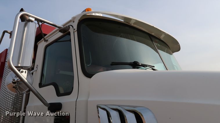 image for item DJ1976 2009 Mack GU713  dump truck