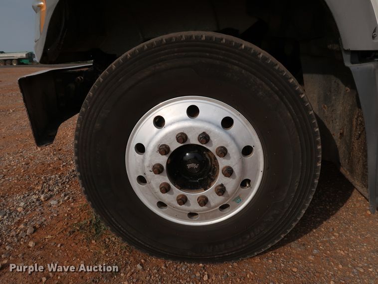 image for item DJ1976 2009 Mack GU713  dump truck