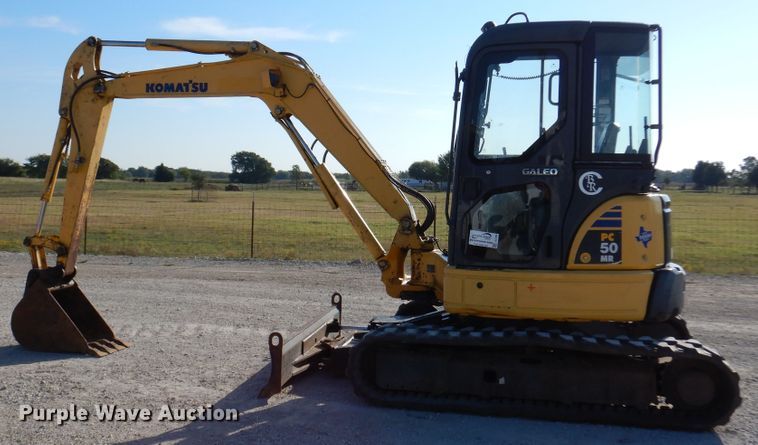 image for item DJ7420 2007 Komatsu PC50MR-2  mini excavator