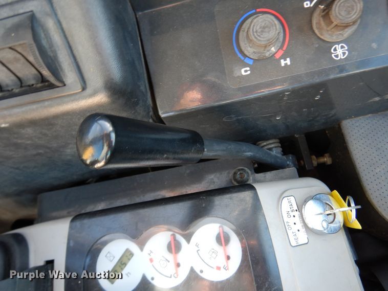 image for item DJ7420 2007 Komatsu PC50MR-2  mini excavator