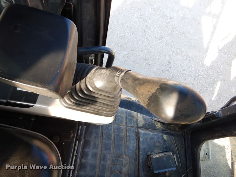 image for item DJ7420 2007 Komatsu PC50MR-2  mini excavator