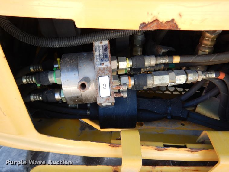 image for item DJ7420 2007 Komatsu PC50MR-2  mini excavator