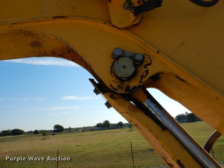 image for item DJ7420 2007 Komatsu PC50MR-2  mini excavator