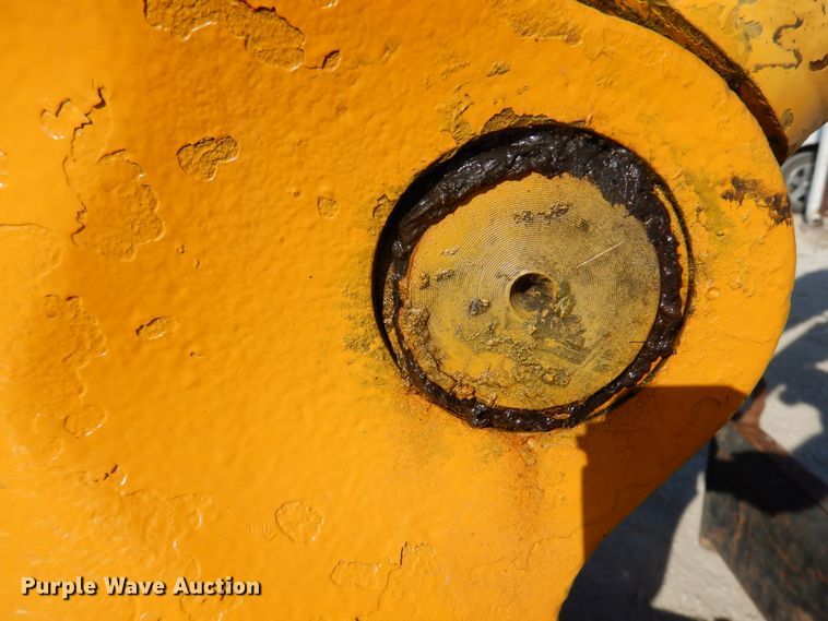 image for item DJ7420 2007 Komatsu PC50MR-2  mini excavator