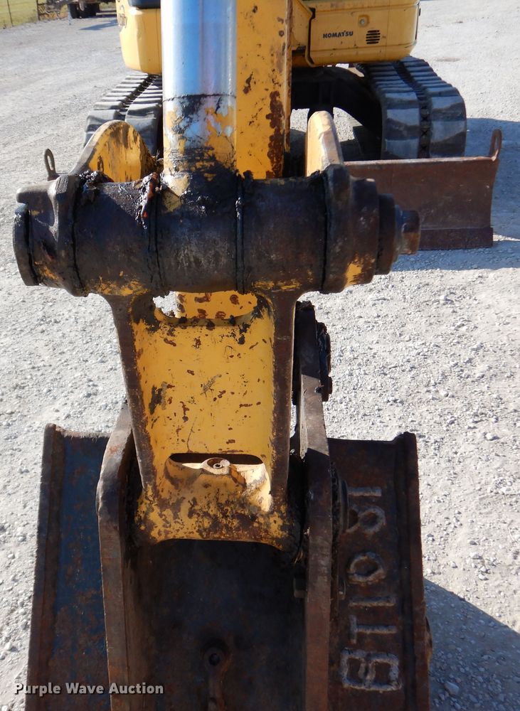 image for item DJ7420 2007 Komatsu PC50MR-2  mini excavator