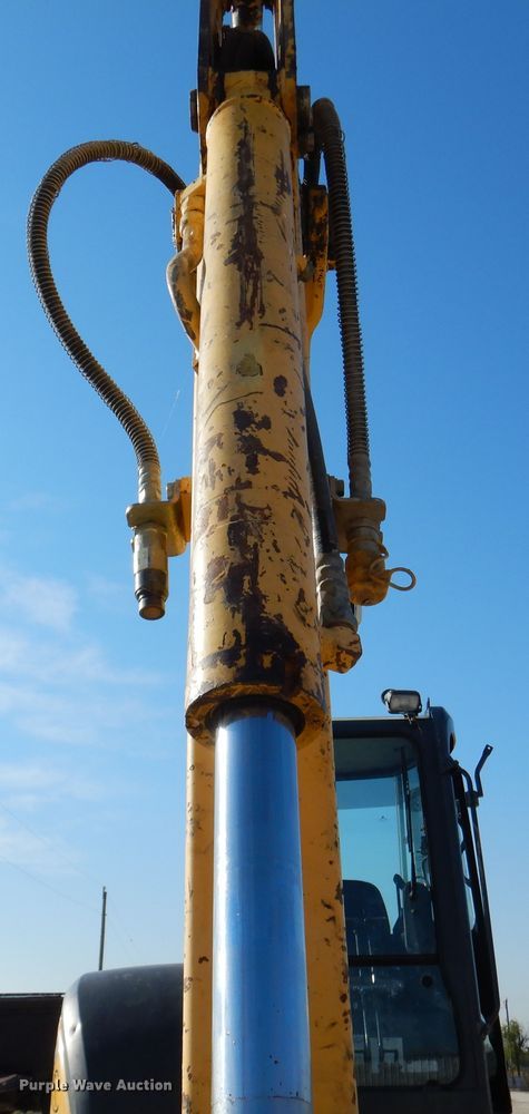 image for item DJ7420 2007 Komatsu PC50MR-2  mini excavator