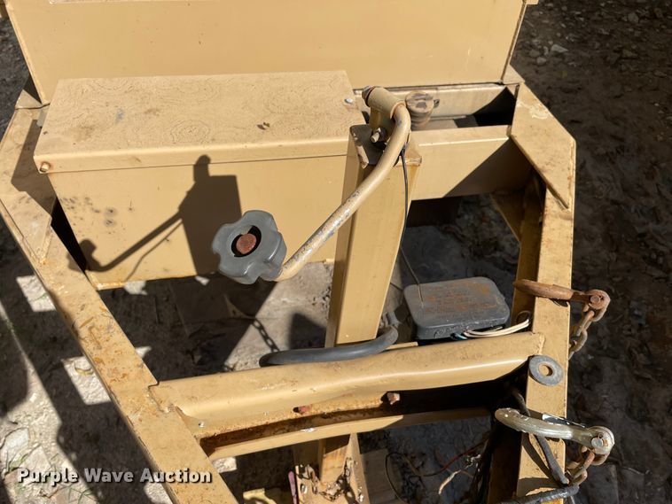 image for item DJ7424 2001 Godwin CD100  pump