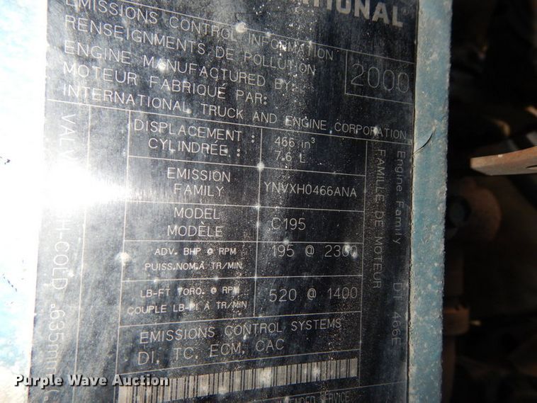 image for item DK1239 2001 International 4700  utility / service truck