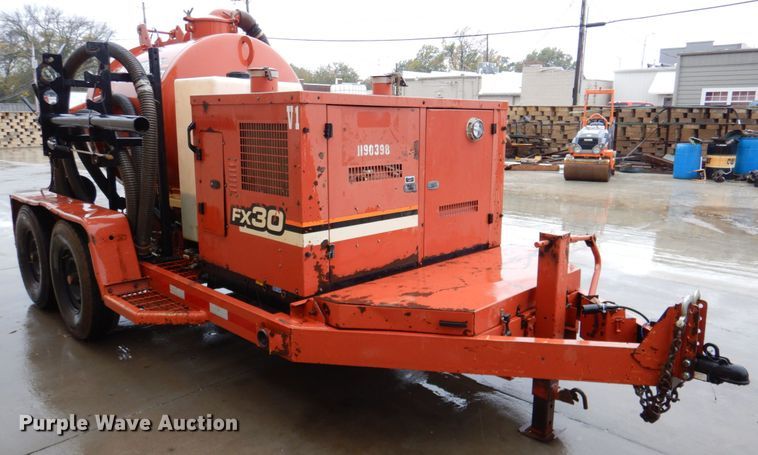 image for item DK1259 2010 Ditch Witch FX30  vacuum excavator