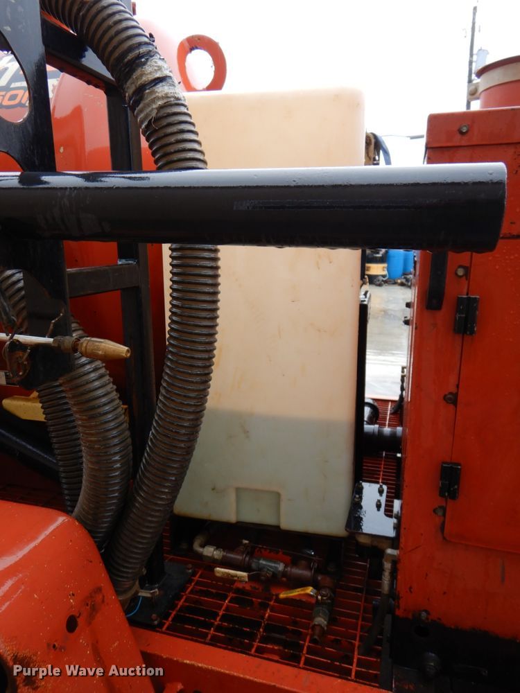 image for item DK1259 2010 Ditch Witch FX30  vacuum excavator