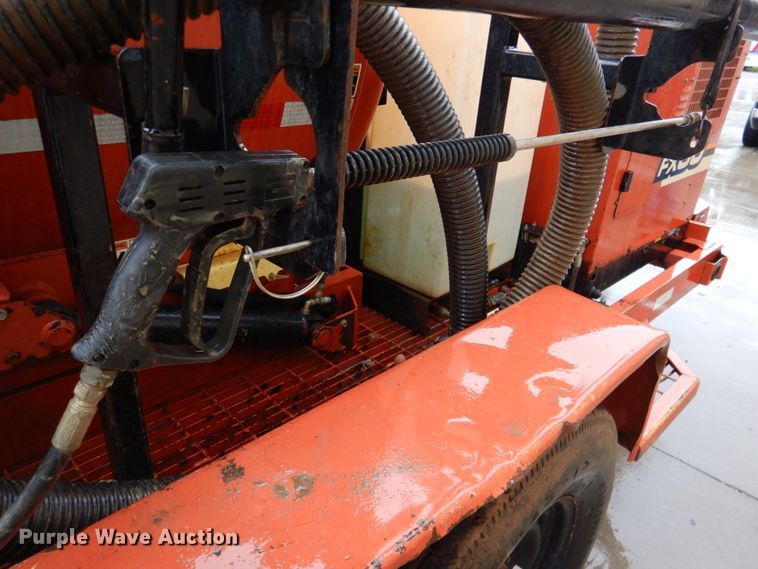 image for item DK1259 2010 Ditch Witch FX30  vacuum excavator