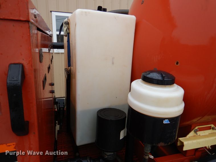 image for item DK1259 2010 Ditch Witch FX30  vacuum excavator