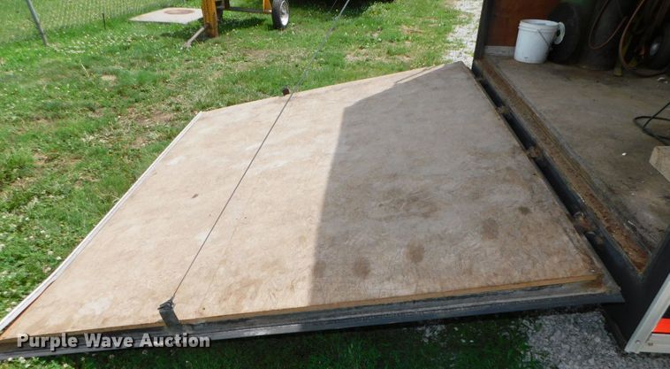 image for item DK8601 2015 H & H  enclosed cargo trailer