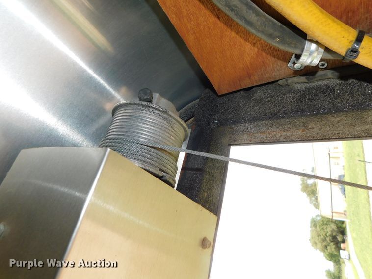 image for item DK8601 2015 H & H  enclosed cargo trailer