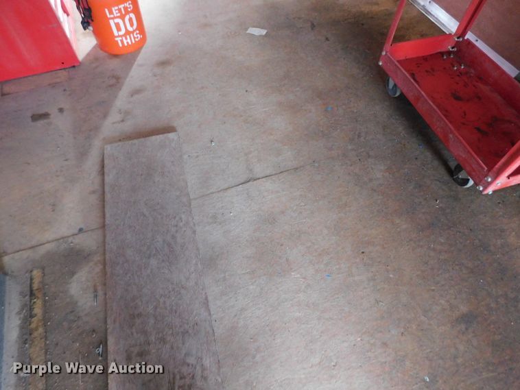 image for item DK8601 2015 H & H  enclosed cargo trailer