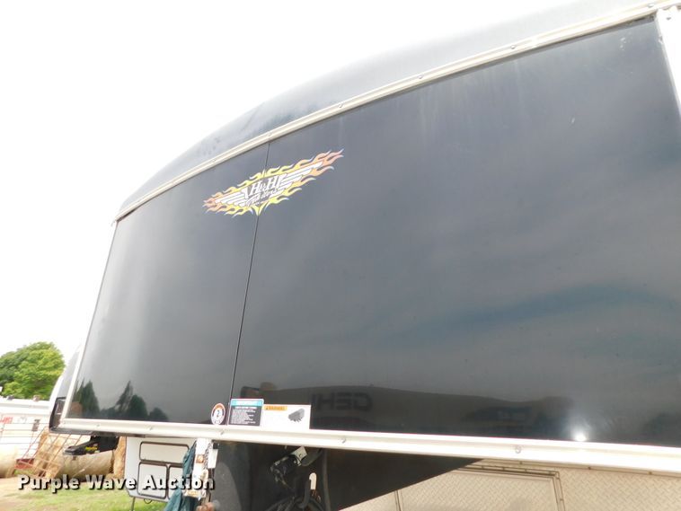 image for item DK8601 2015 H & H  enclosed cargo trailer