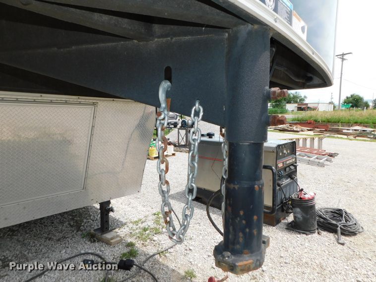 image for item DK8601 2015 H & H  enclosed cargo trailer