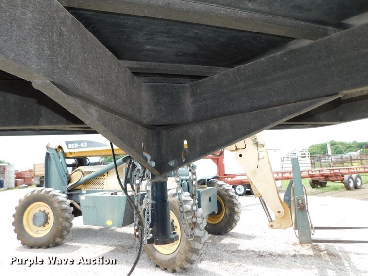 image for item DK8601 2015 H & H  enclosed cargo trailer