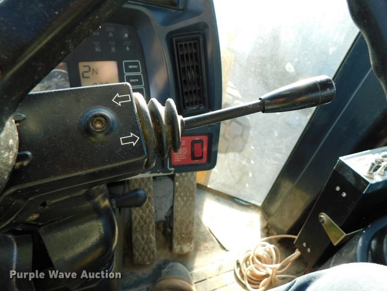 image for item DK8668 2002 John Deere 624H  wheel loader