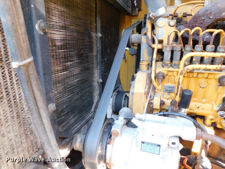 image for item DK8668 2002 John Deere 624H  wheel loader