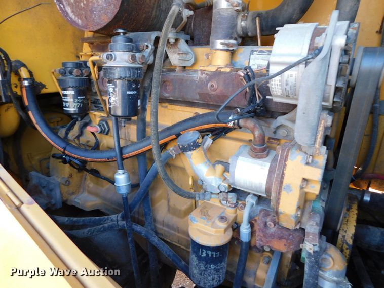 image for item DK8668 2002 John Deere 624H  wheel loader