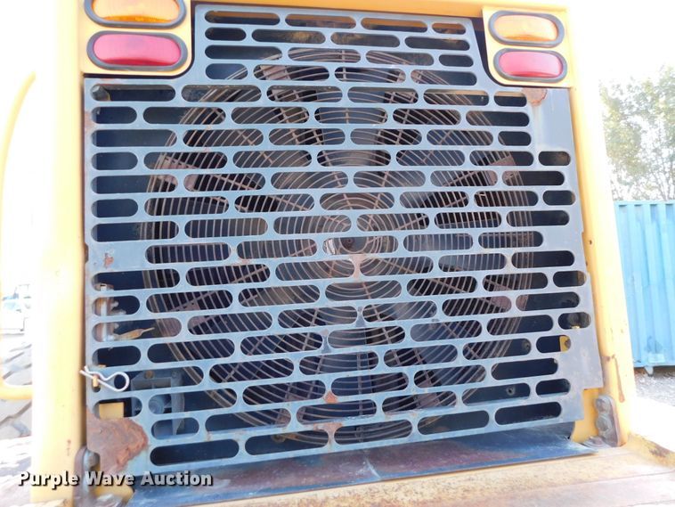 image for item DK8668 2002 John Deere 624H  wheel loader