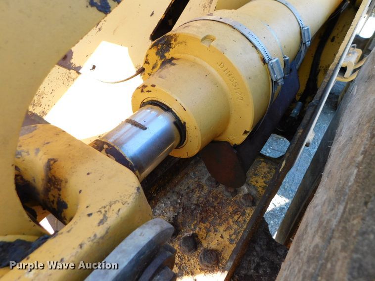 image for item DK8668 2002 John Deere 624H  wheel loader