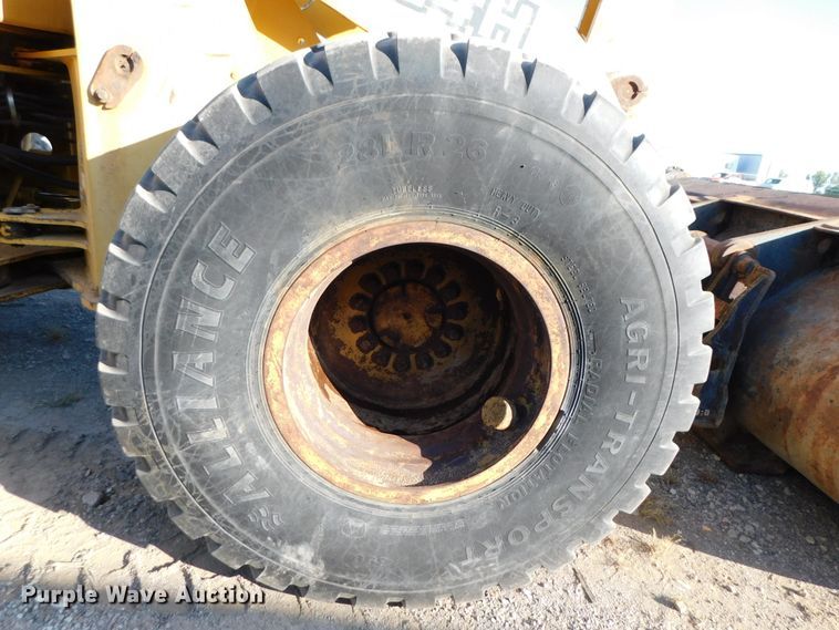image for item DK8668 2002 John Deere 624H  wheel loader