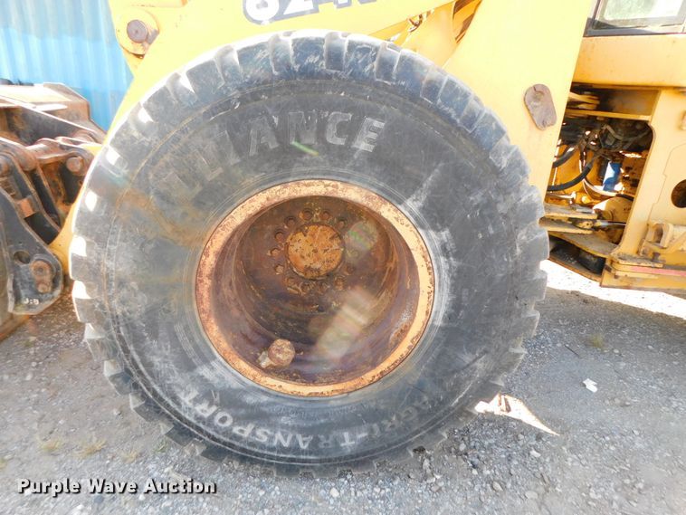 image for item DK8668 2002 John Deere 624H  wheel loader