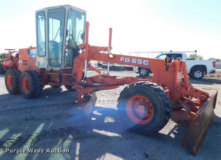 image for item DK8669 1997 Fiat-Allis FG65C  motor grader