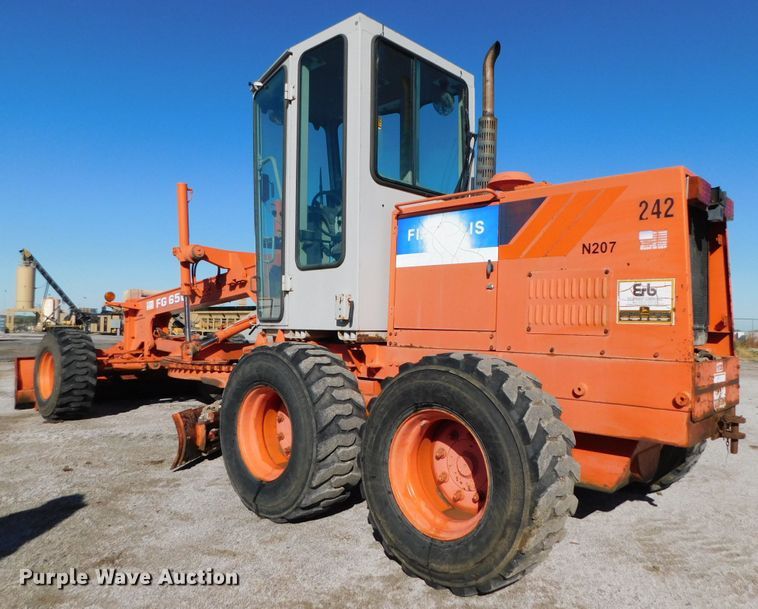image for item DK8669 1997 Fiat-Allis FG65C  motor grader