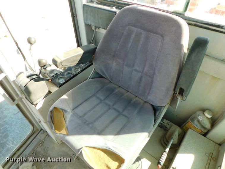 image for item DK8669 1997 Fiat-Allis FG65C  motor grader