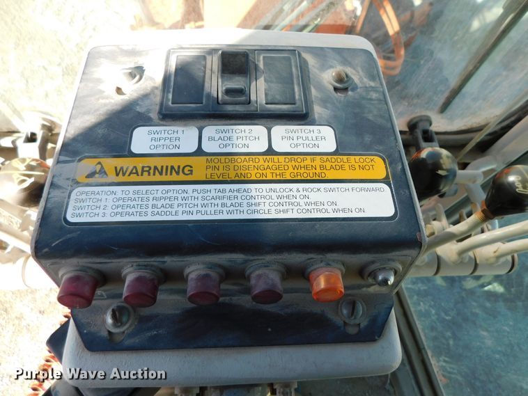 image for item DK8669 1997 Fiat-Allis FG65C  motor grader