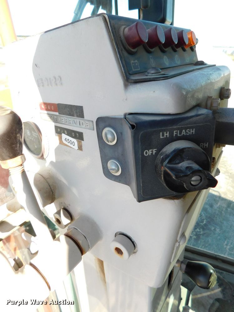 image for item DK8669 1997 Fiat-Allis FG65C  motor grader