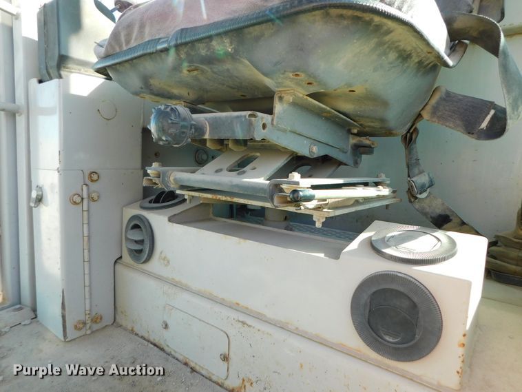 image for item DK8669 1997 Fiat-Allis FG65C  motor grader