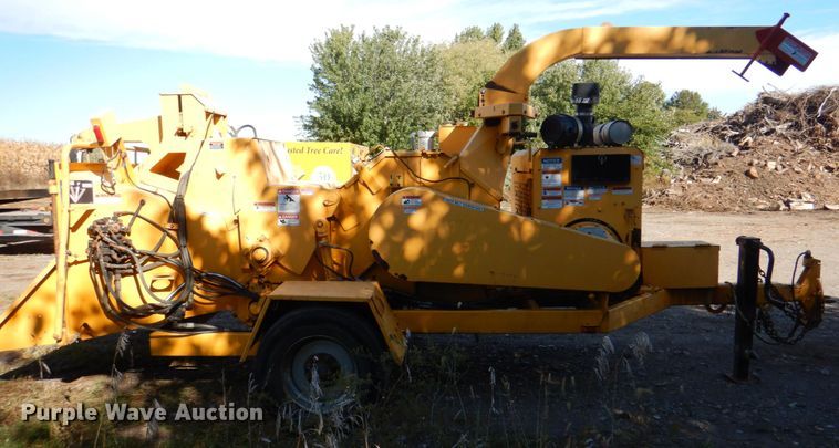 image for item DL0192 Morbark  wood chipper